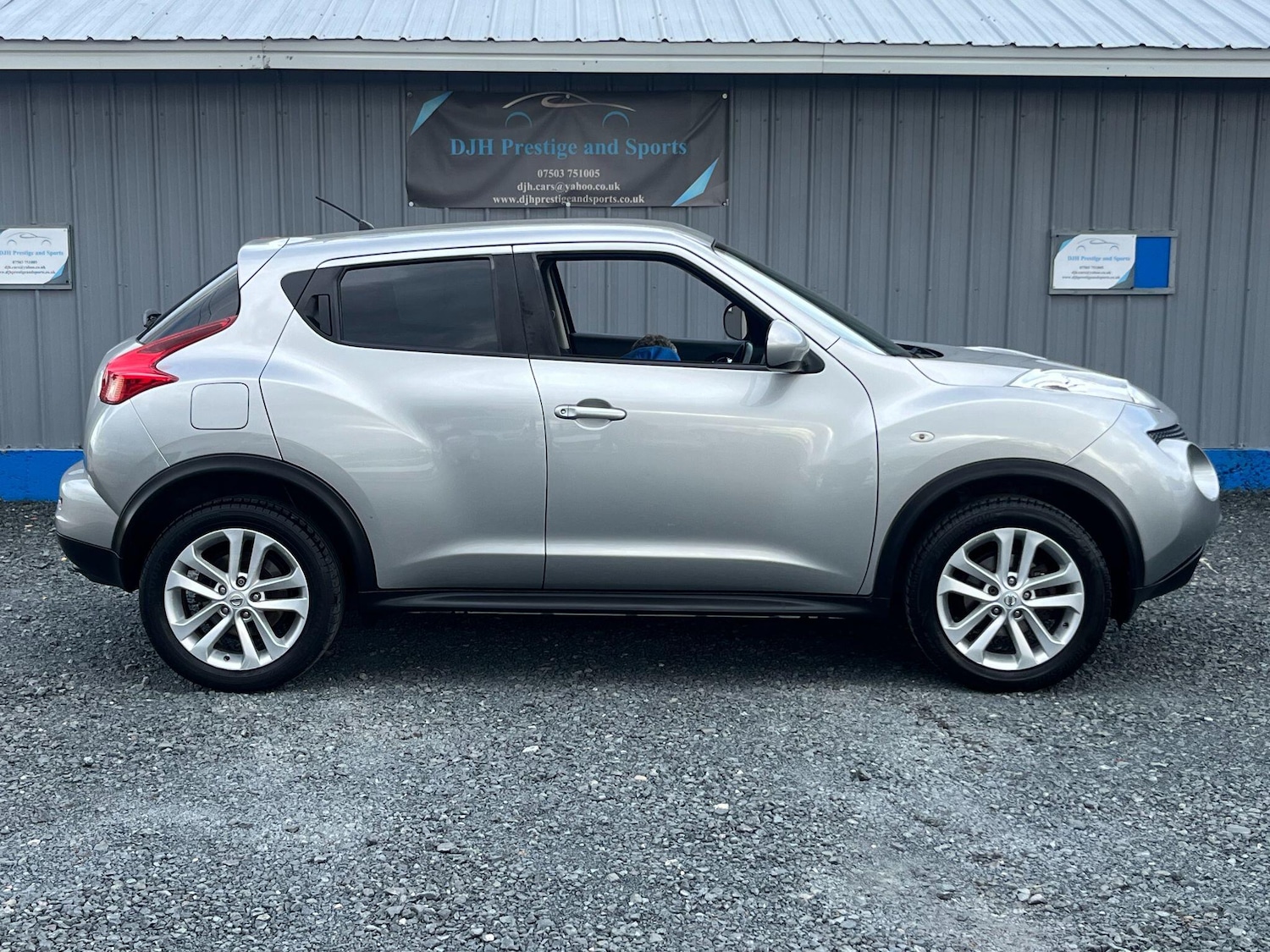 Vehicle 21