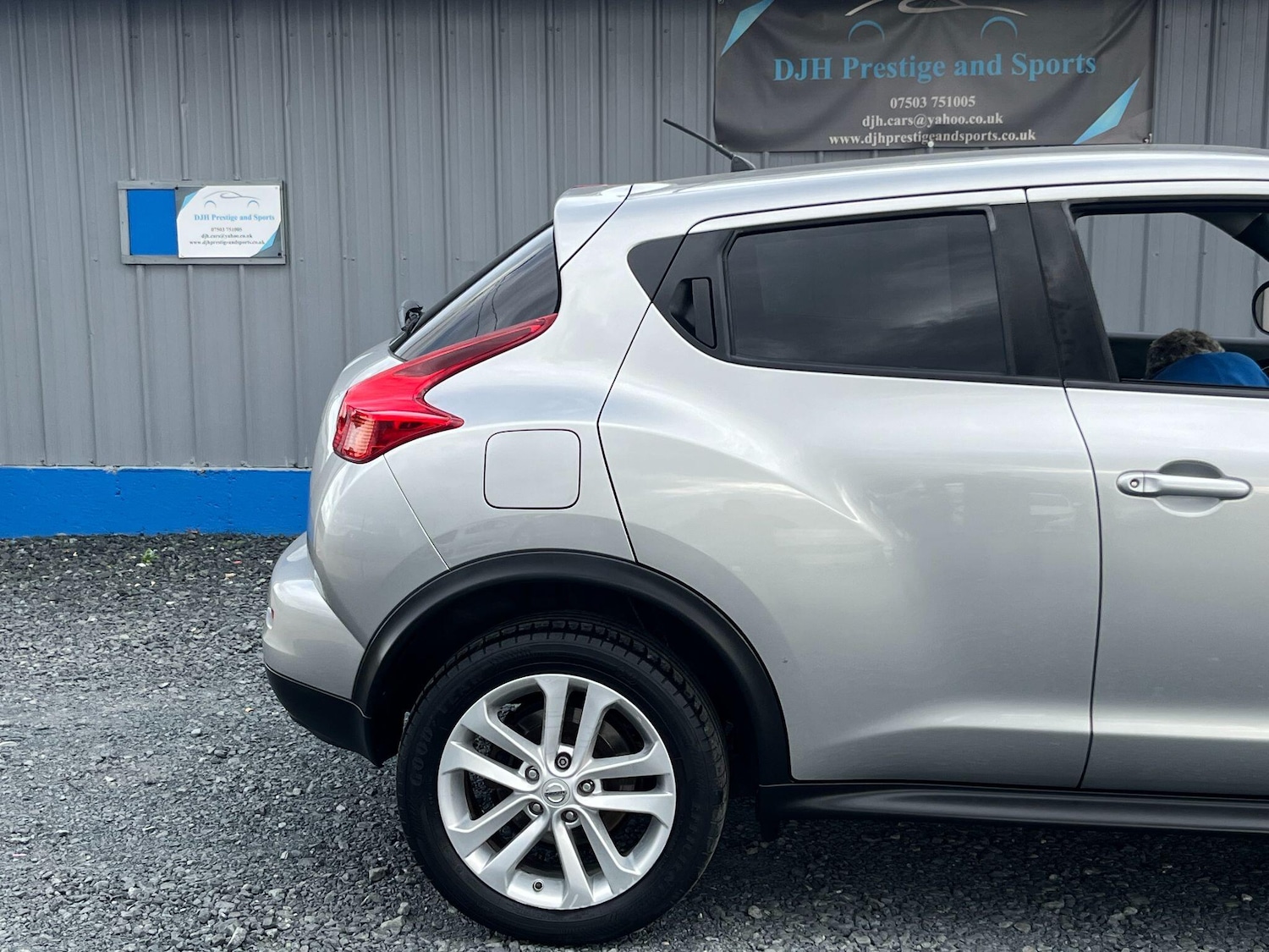Vehicle 22