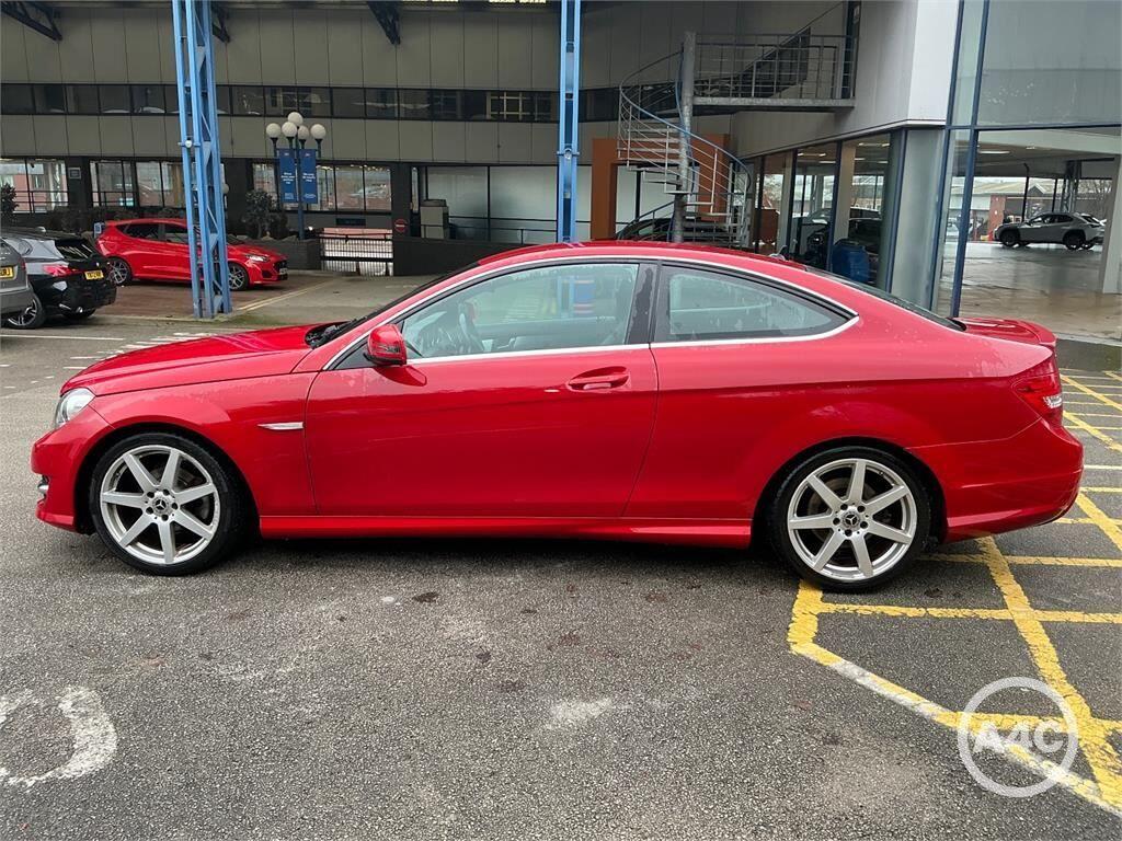Used Mercedes-Benz C Class 2015 for sale - 77344307: Photo 8