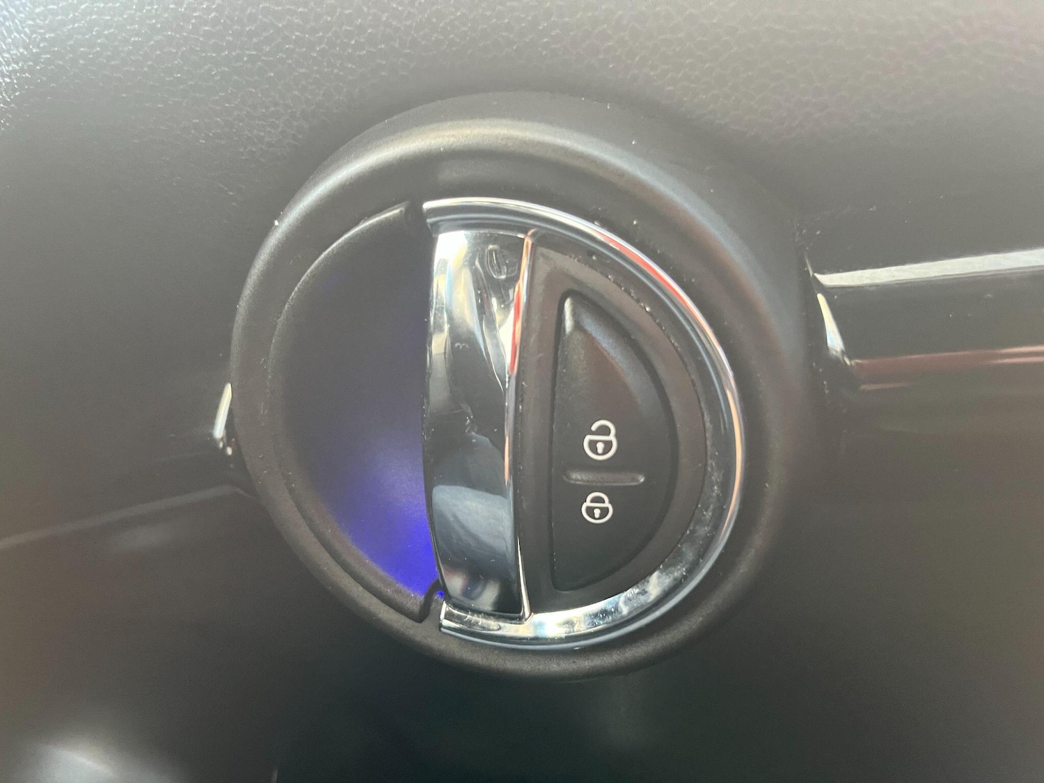 Used MINI Hatch 2017 for sale - 76399334: Photo 25