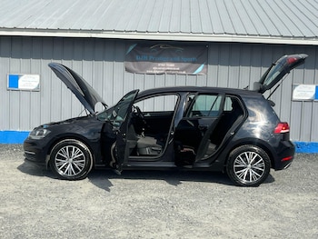 Used Volkswagen Golf 2018 for sale - 79269152: Photo