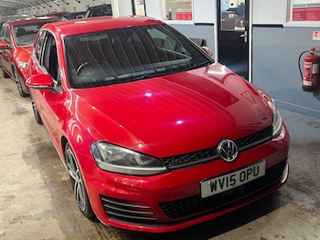 Used Volkswagen Golf 2015 for sale - 76666975: Photo