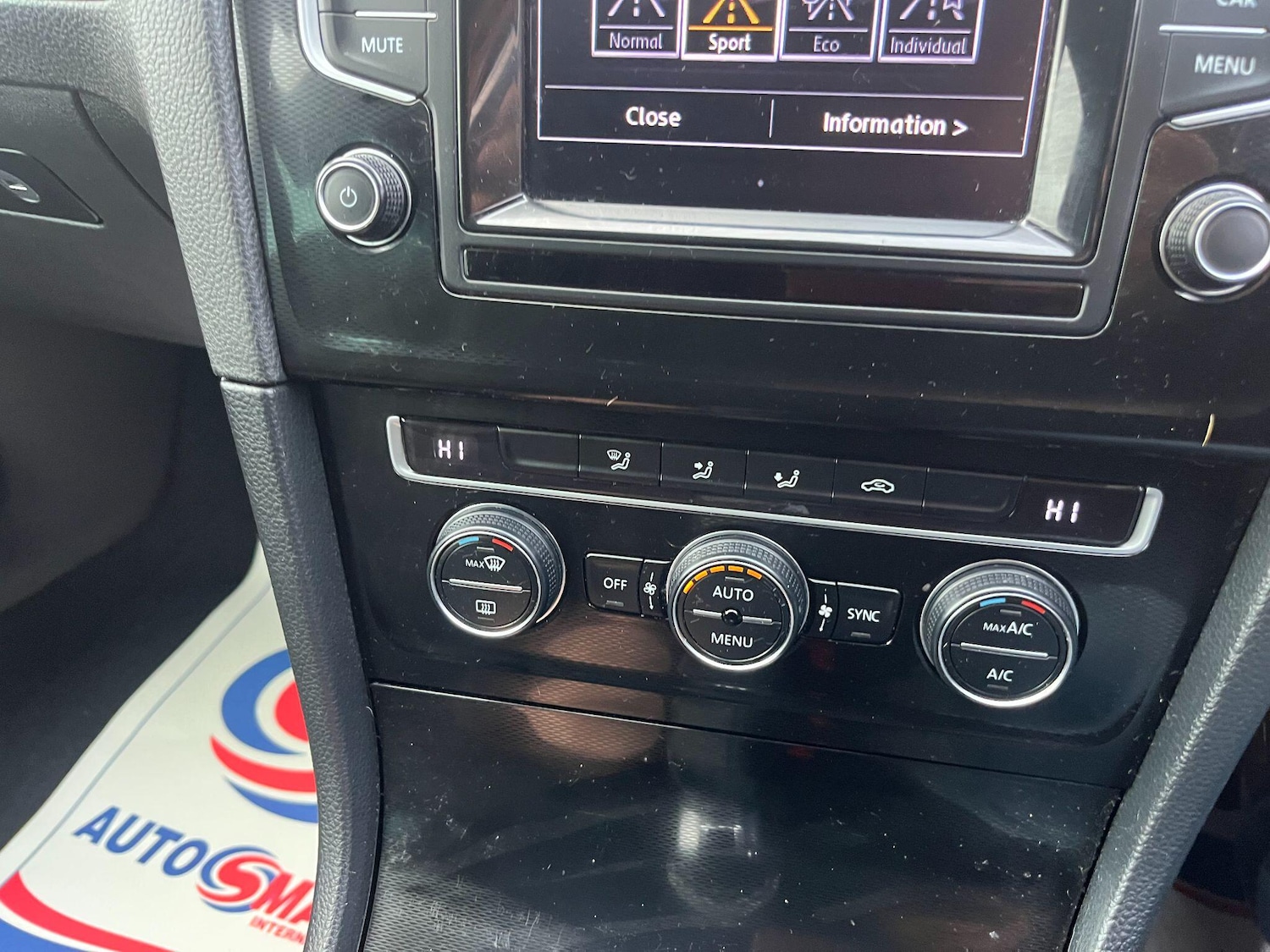 Used Volkswagen Golf 2015 for sale - 76666975: Photo 31