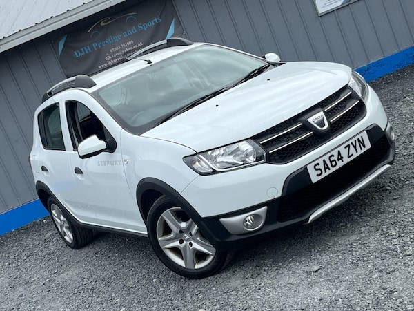 Used Dacia Sandero Stepway 2014 for sale - 75669651: Photo 1