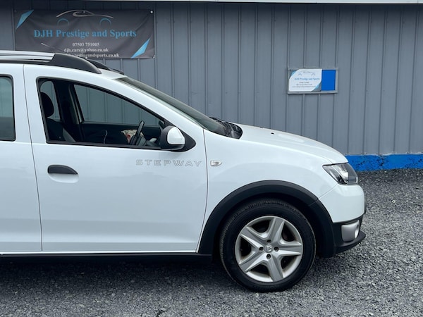 Used Dacia Sandero Stepway 2014 for sale - 75669651: Photo 22