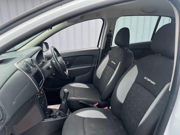 Used Dacia Sandero Stepway 2014 for sale - 75669651: Photo 27