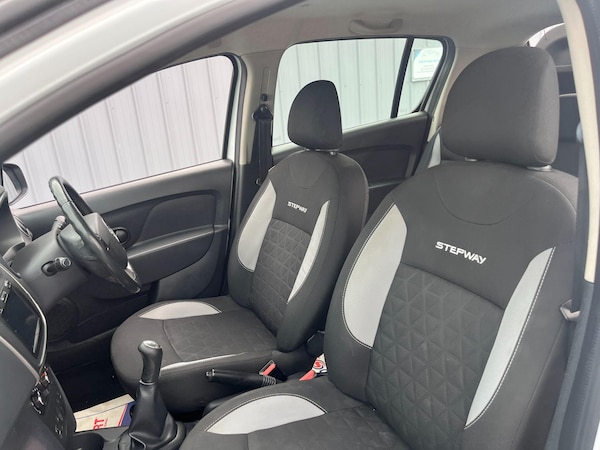 Used Dacia Sandero Stepway 2014 for sale - 75669651: Photo 30