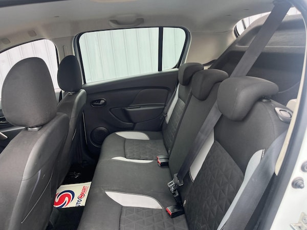 Used Dacia Sandero Stepway 2014 for sale - 75669651: Photo 33