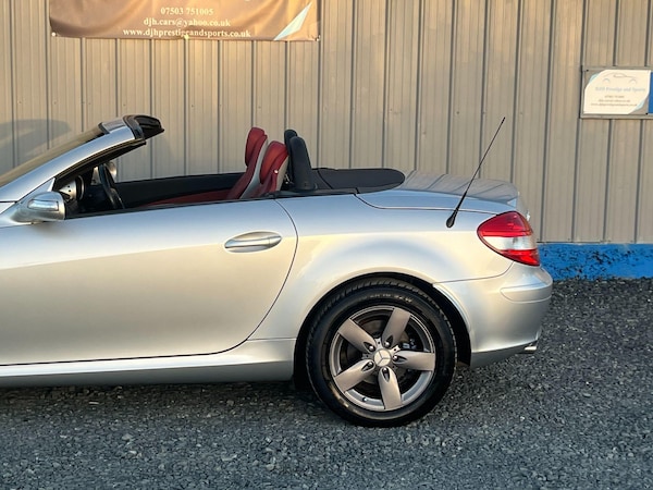 Used Mercedes-Benz SLK 2005 for sale - 76215571: Photo 19
