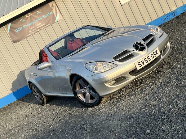 Used Mercedes-Benz SLK 2005 for sale - 76215571: Photo 2