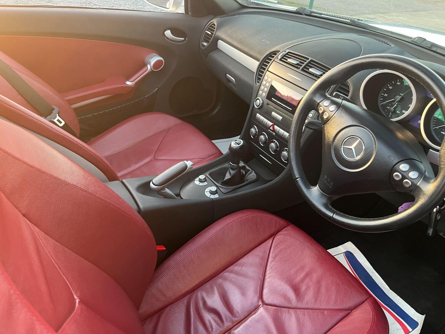 Used Mercedes-Benz SLK 2005 for sale - 76215571: Photo 32