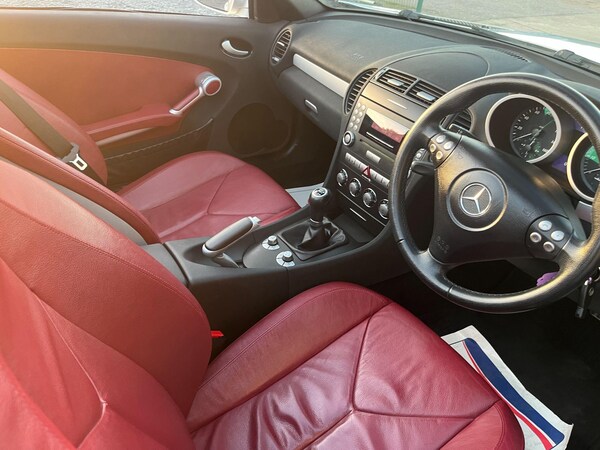 Used Mercedes-Benz SLK 2005 for sale - 76215571: Photo 32