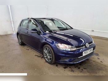 Used Volkswagen Golf 2017 for sale - 79132535: Photo