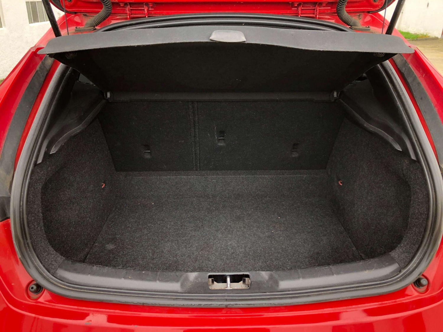 Used Volvo V40 2016 for sale - 78047164: Photo 11