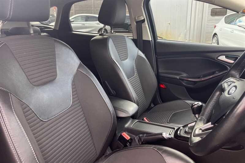 Used Ford Focus 2017 for sale - 76620435: Photo 15