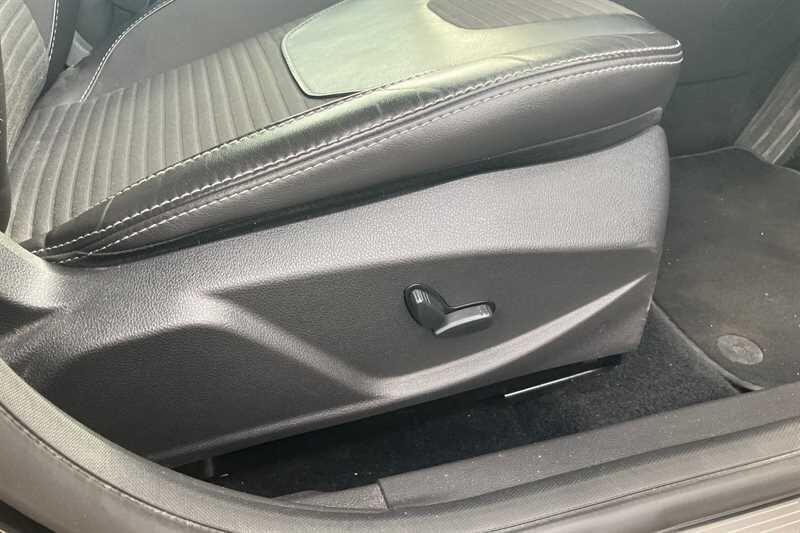 Used Ford Focus 2017 for sale - 76620435: Photo 19