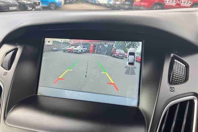 Used Ford Focus 2017 for sale - 76620435: Photo 3