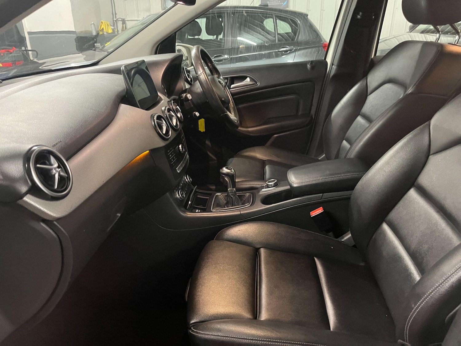 Used Mercedes-Benz B Class 2018 for sale - 77215311: Photo 13