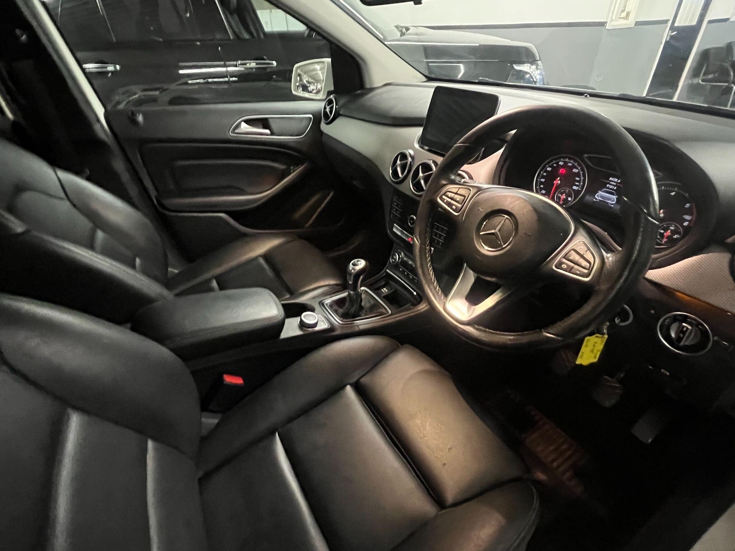 Used Mercedes-Benz B Class 2018 for sale - 77215311: Photo 23