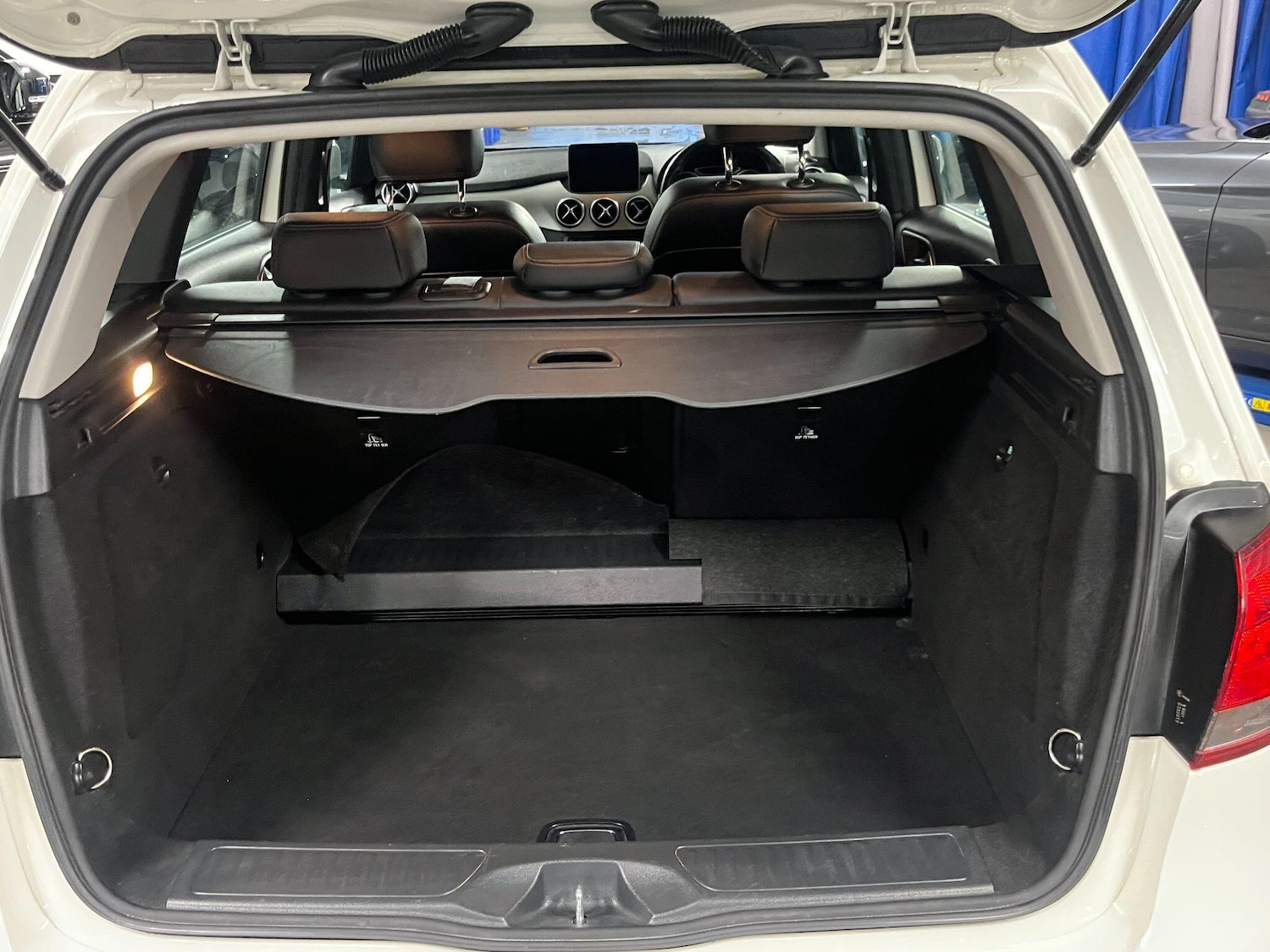 Used Mercedes-Benz B Class 2018 for sale - 77215311: Photo 36