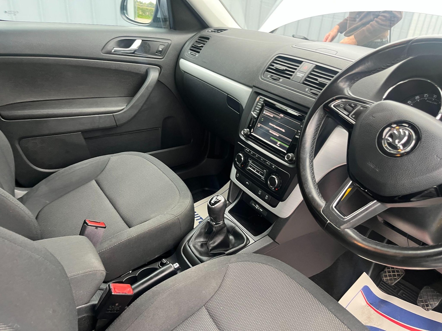 Used Skoda Yeti 2015 for sale - 76122910: Photo 24