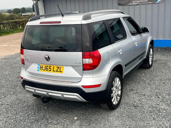 Used Skoda Yeti 2015 for sale - 76122910: Photo 35