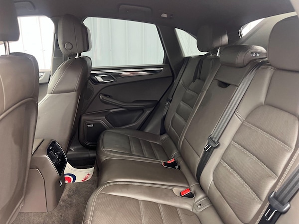 Used Porsche Macan for sale - 75402230: Photo 31