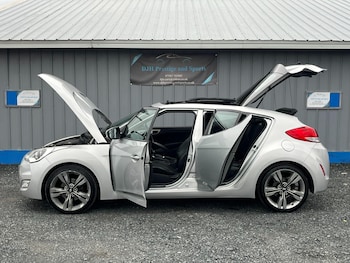 Used Hyundai Veloster 2013 for sale - 77646984: Photo