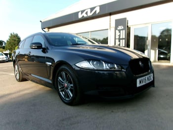 Used Jaguar XF 2015 for sale - 79521274: Photo