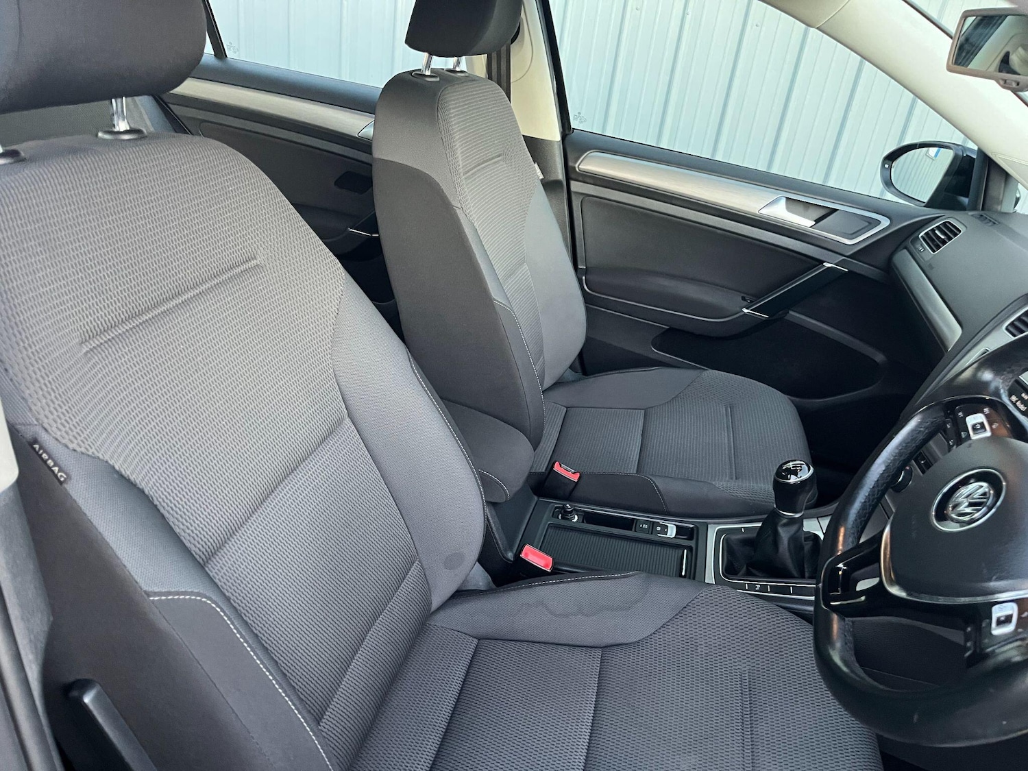 Used Volkswagen Golf 2016 for sale - 76645321: Photo 31