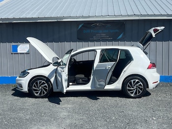 Used Volkswagen Golf 2020 for sale - 76151770: Photo