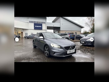 Used Volvo V40 2018 for sale - 76801756: Photo