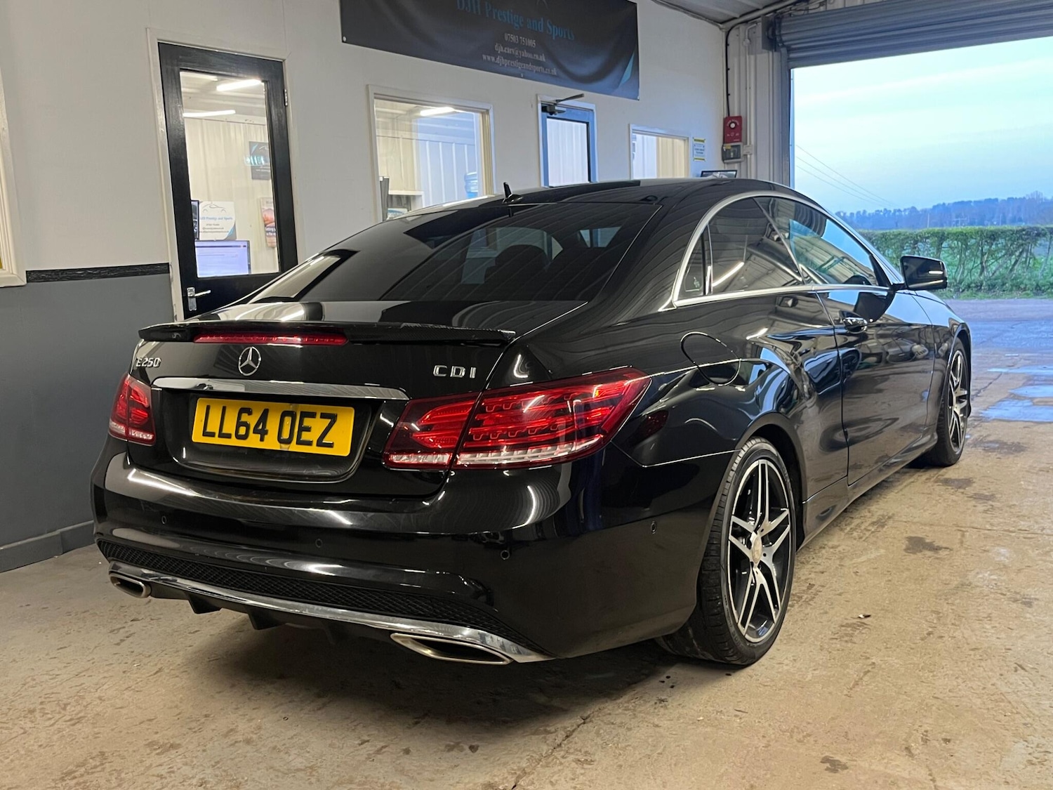 Used Mercedes-Benz E Class for sale - 77957696: Photo 15