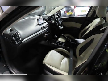 Used Mazda Mazda3 2014 for sale - 77454673: Photo