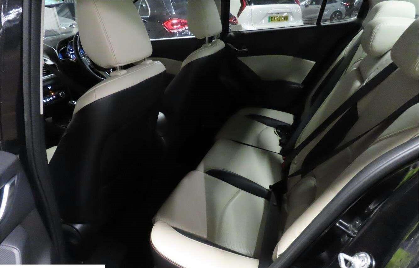 Used Mazda Mazda3 2014 for sale - 77454673: Photo 6