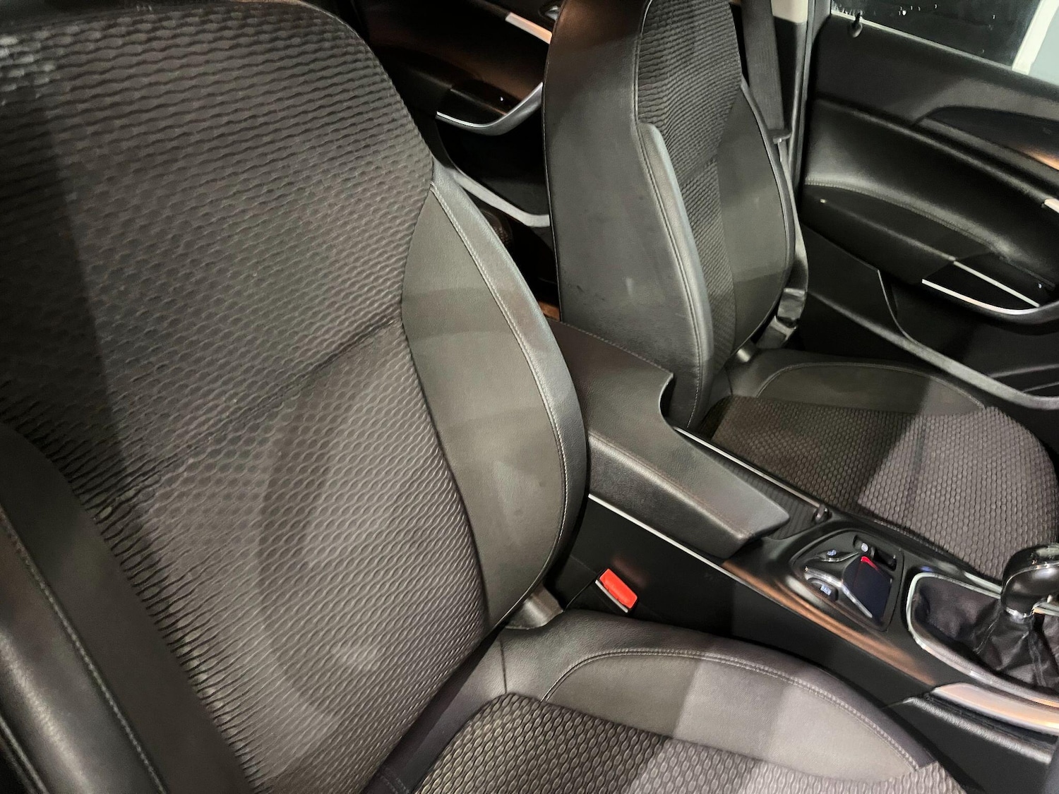 Used Vauxhall Insignia 2014 for sale - 77143187: Photo 5