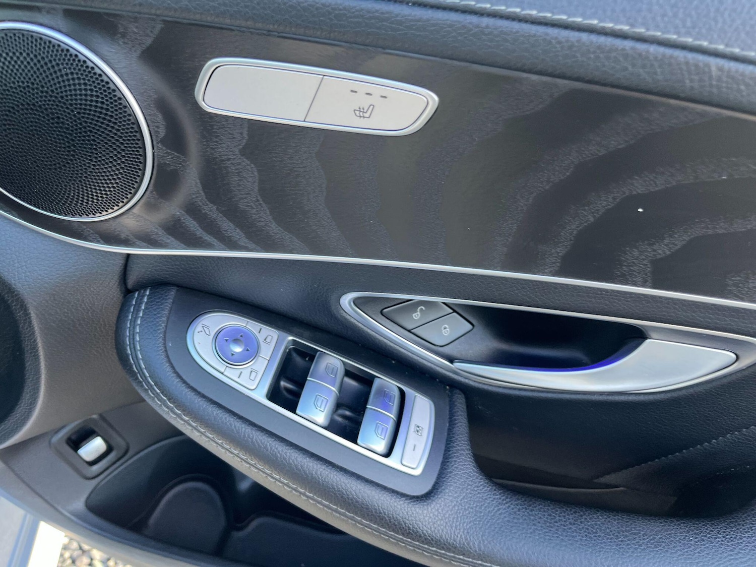 Used Mercedes-Benz C Class 2019 for sale - 76360775: Photo 30