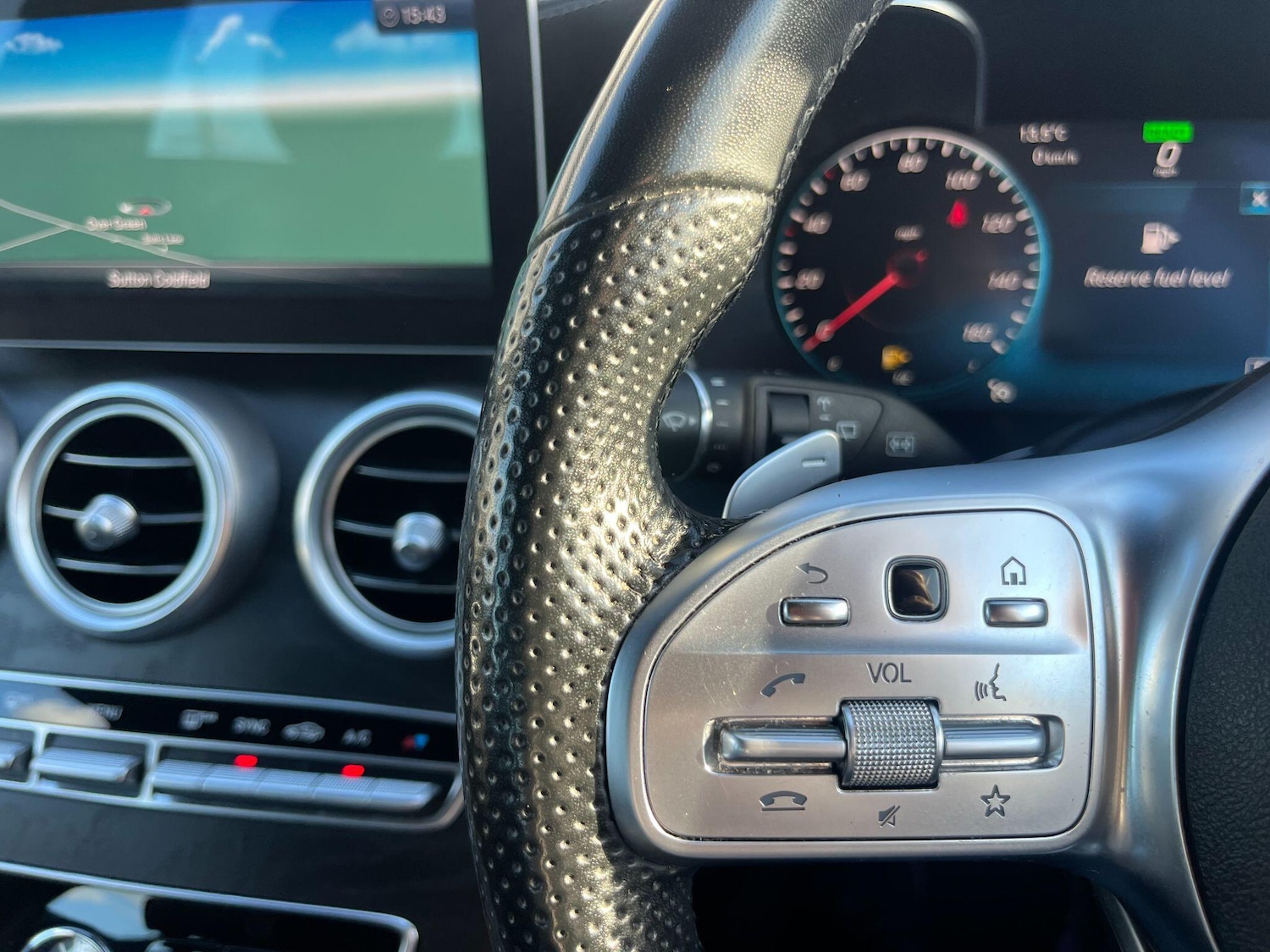 Used Mercedes-Benz C Class 2019 for sale - 76360775: Photo 35