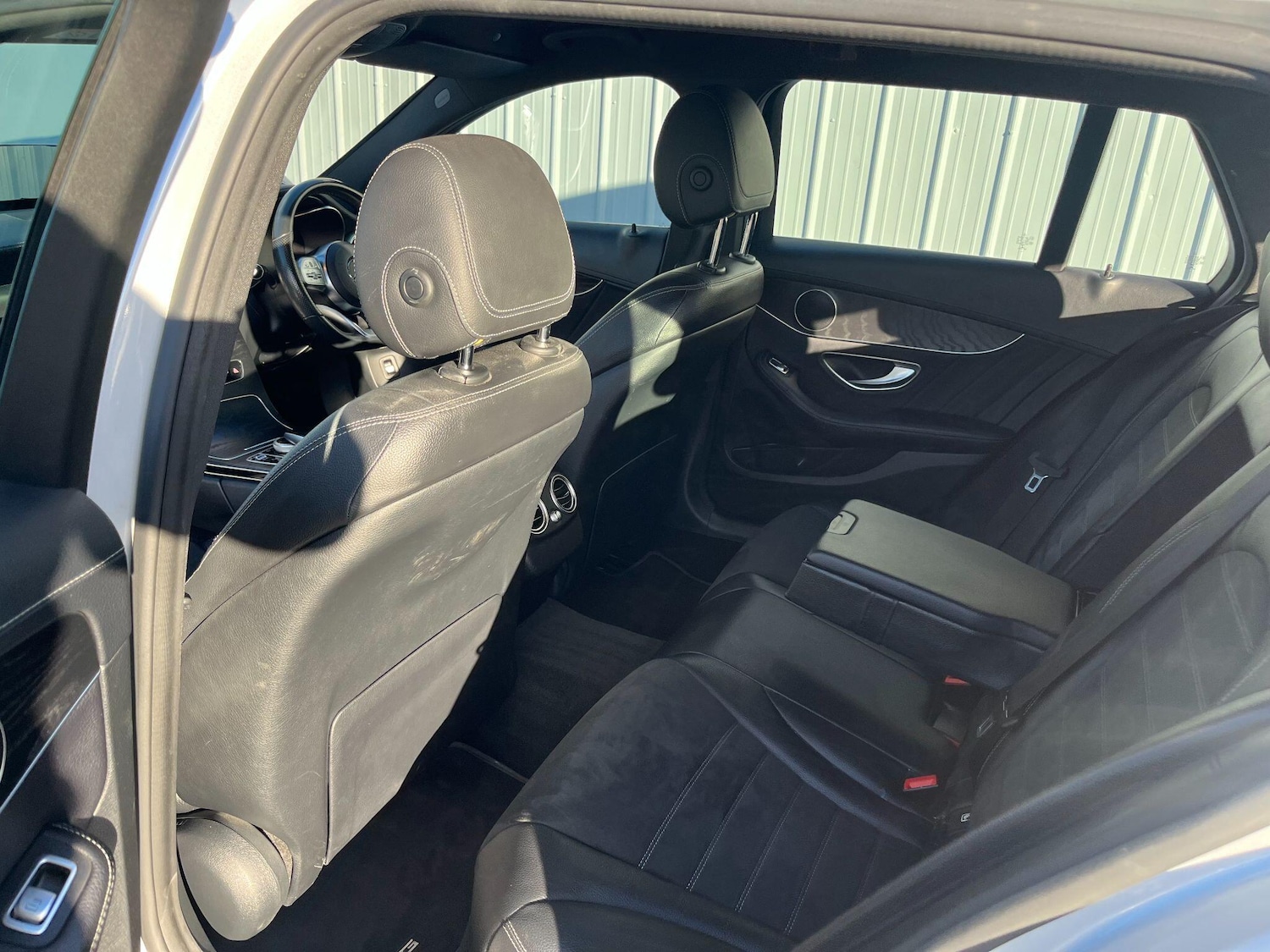 Used Mercedes-Benz C Class 2019 for sale - 76360775: Photo 37