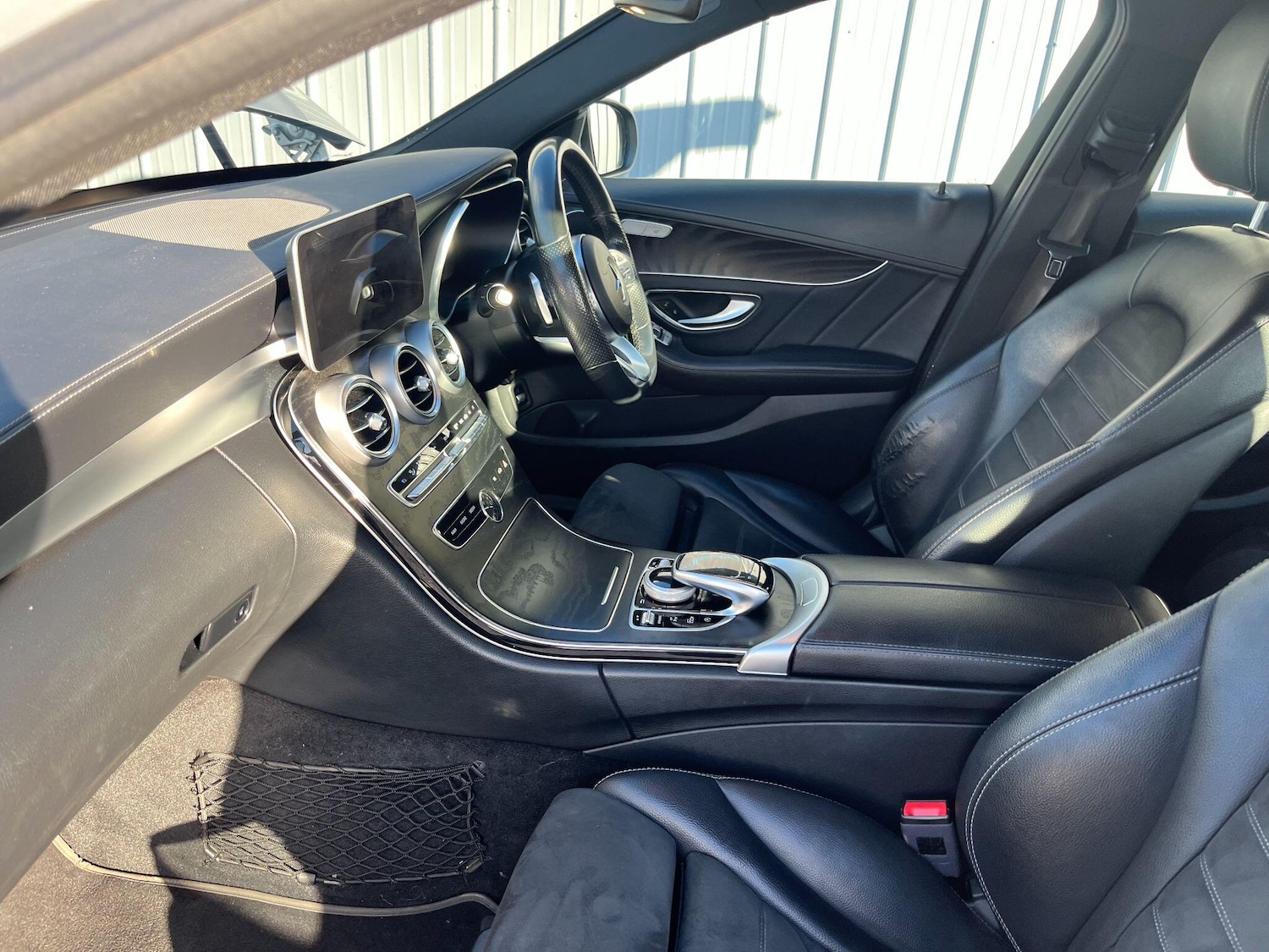 Used Mercedes-Benz C Class 2019 for sale - 76360775: Photo 38