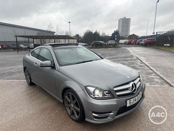 Used Mercedes-Benz C Class 2014 for sale - 76965572: Photo