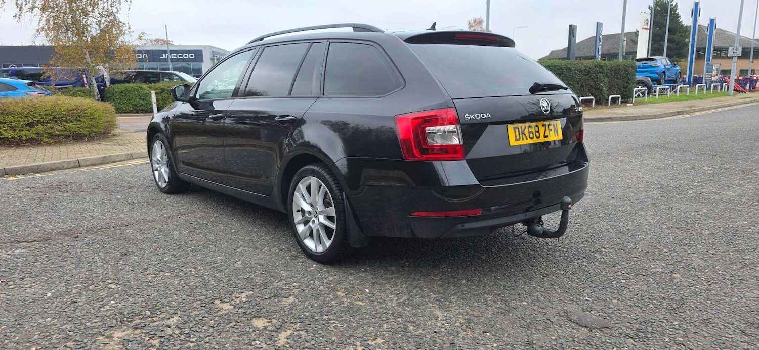 Used Skoda Octavia 2018 for sale - 76781598: Photo 11