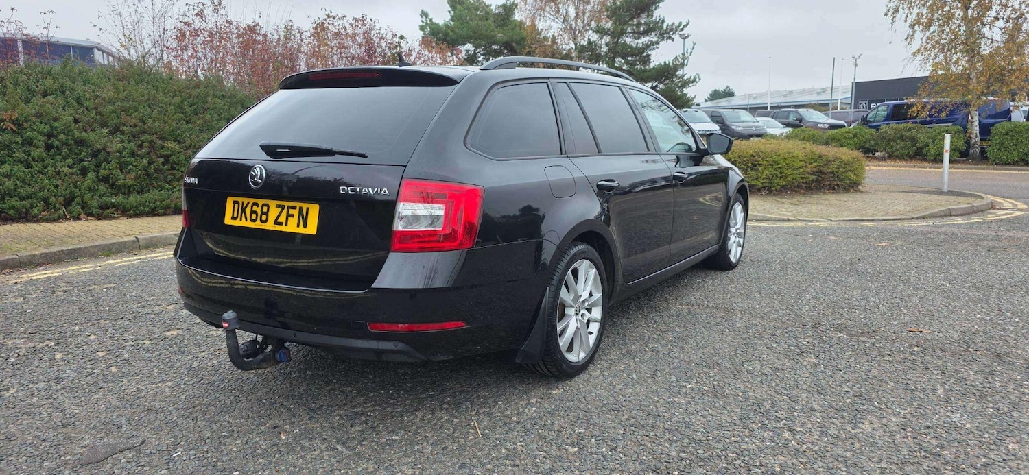 Used Skoda Octavia 2018 for sale - 76781598: Photo 12