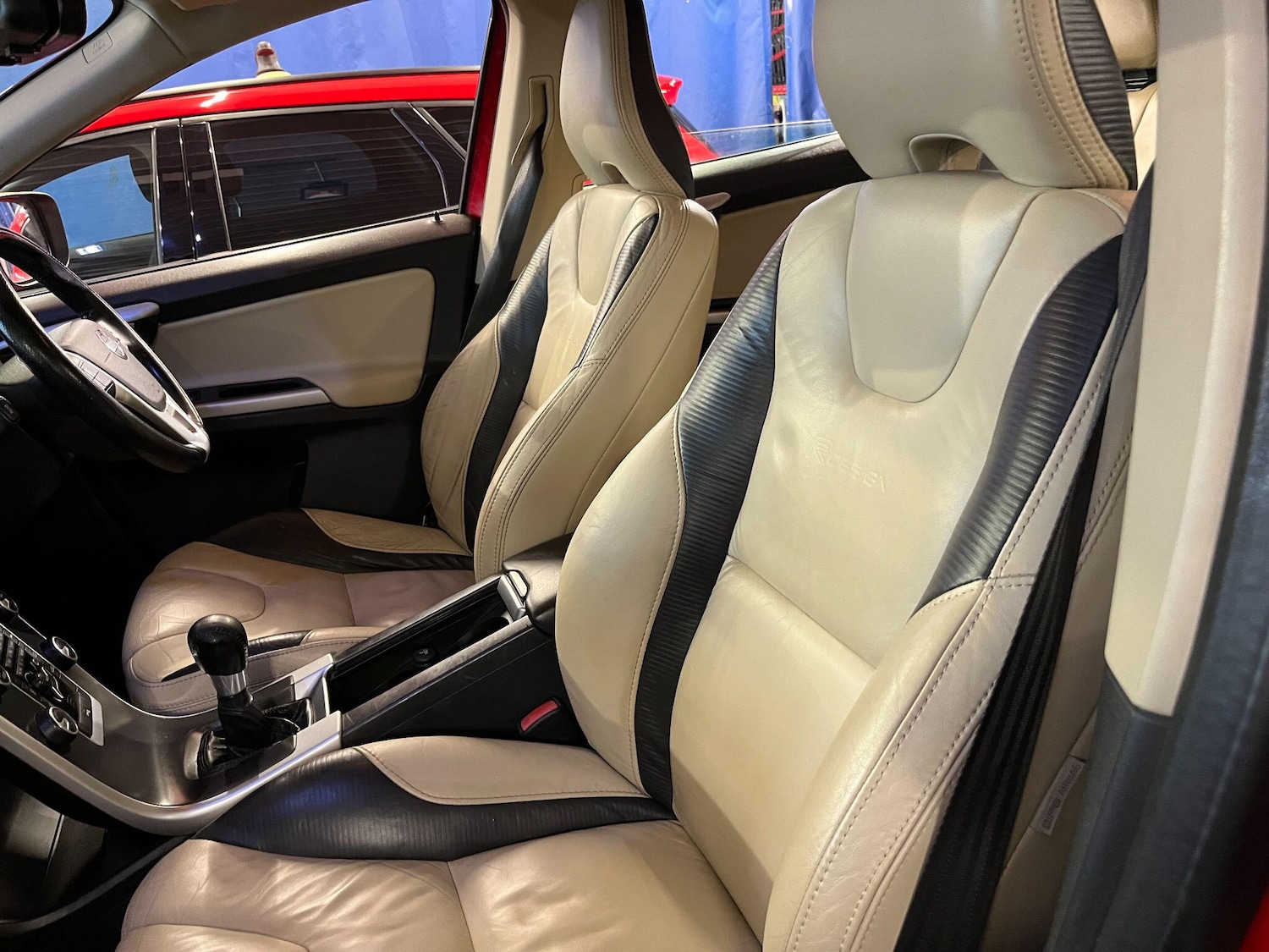 Used Volvo XC60 2011 for sale - 77455526: Photo 19