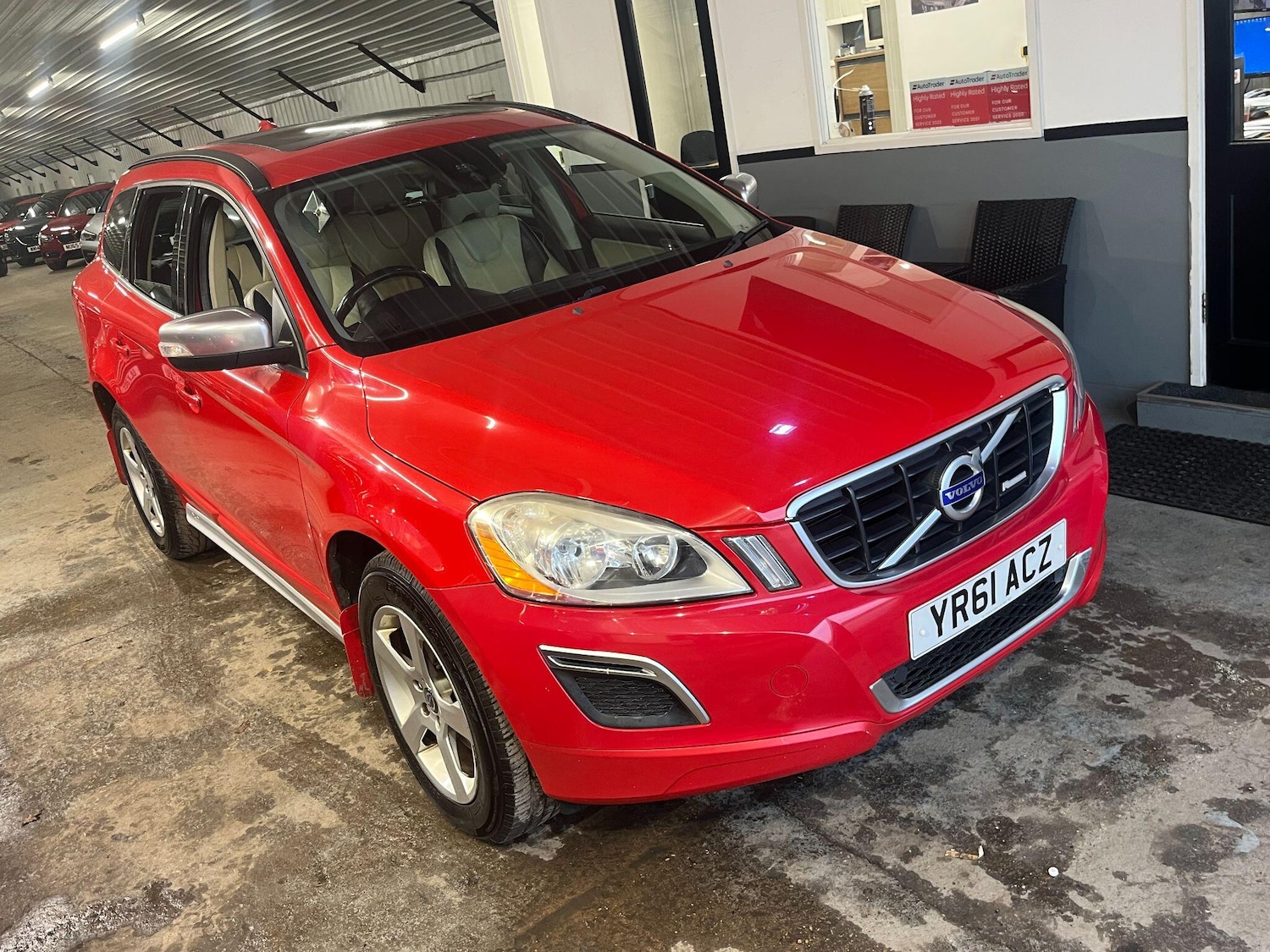 Used Volvo XC60 2011 for sale - 77455526: Photo 2