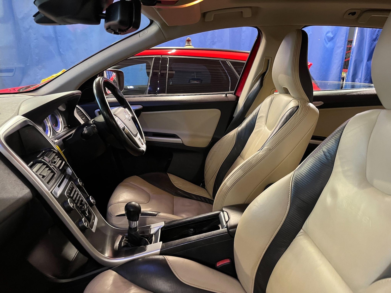 Used Volvo XC60 2011 for sale - 77455526: Photo 20