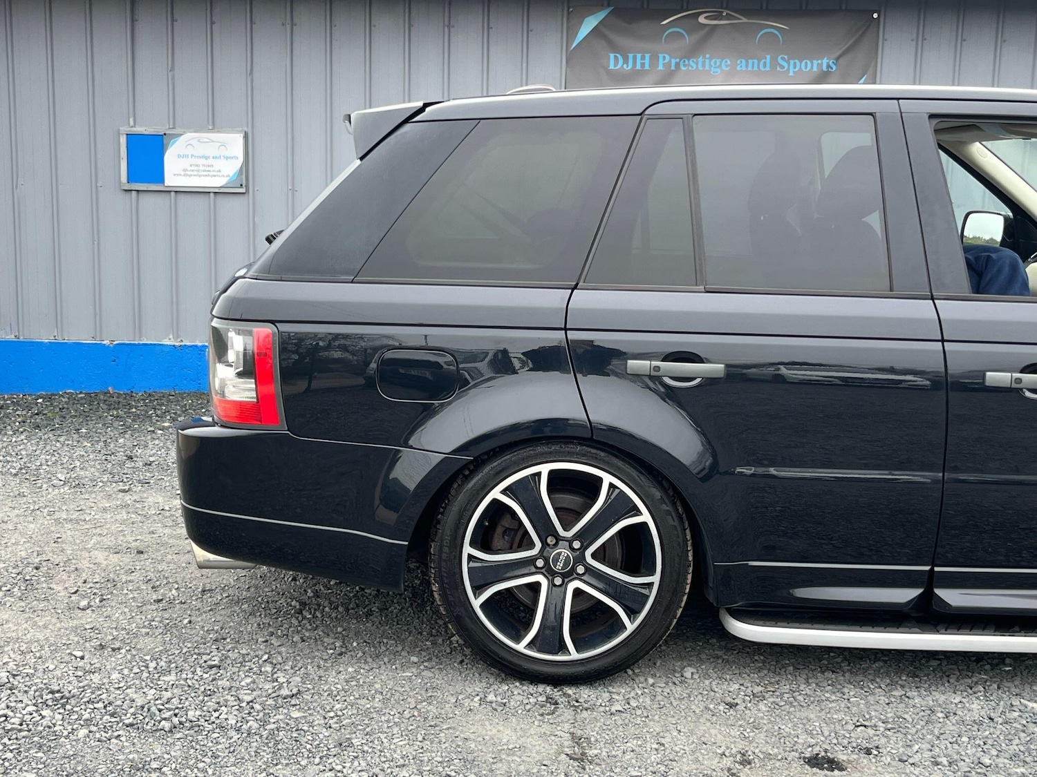 Used Land Rover Range Rover Sport 2011 for sale - 77994130: Photo 23