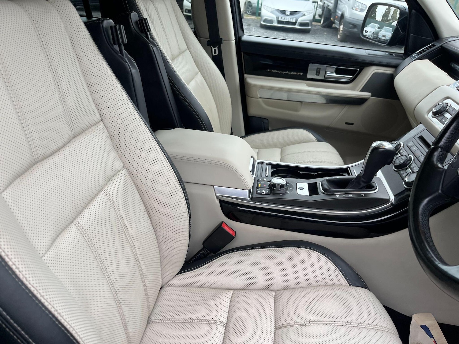 Used Land Rover Range Rover Sport 2011 for sale - 77994130: Photo 5