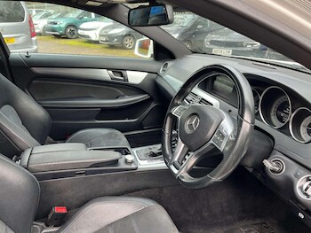 Used Mercedes-Benz C Class 2014 for sale - 77538180: Photo