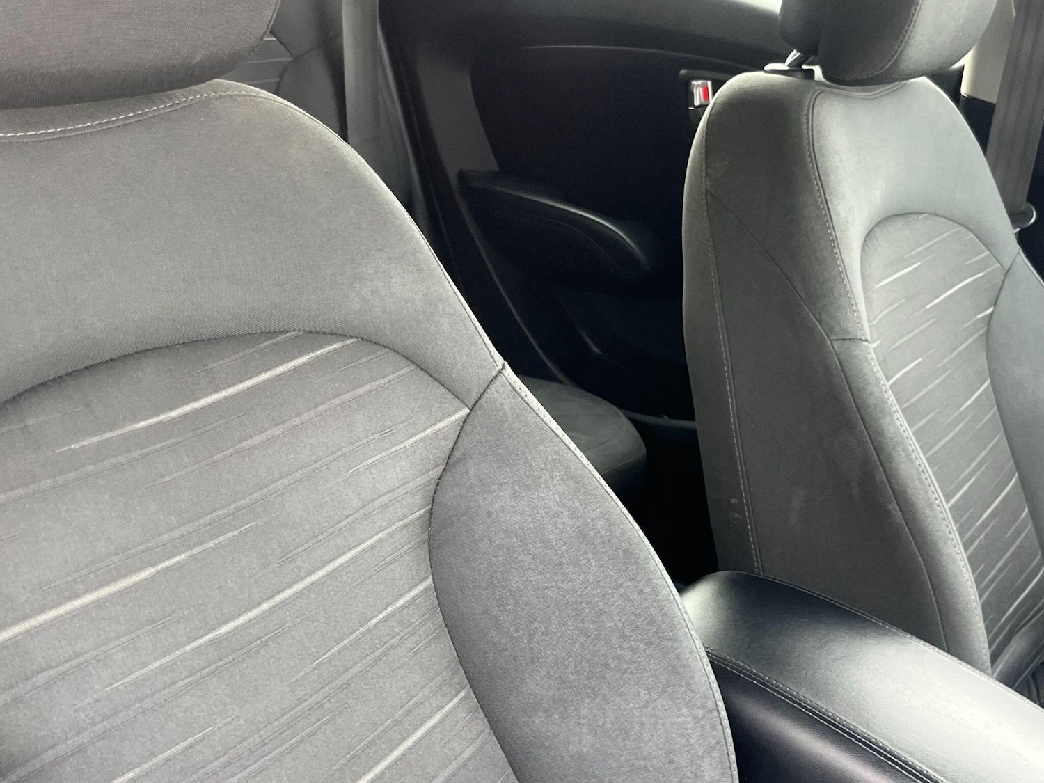 Used Hyundai Ix35 2014 for sale - 77585874: Photo 5